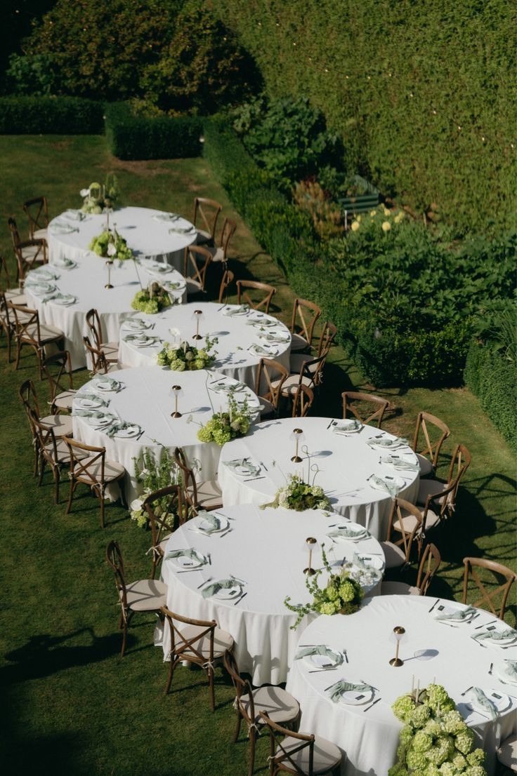 Wedding floral arrangement